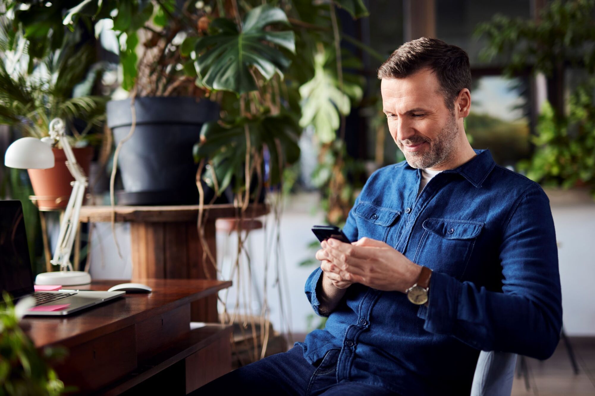 Weact mann smartphone web